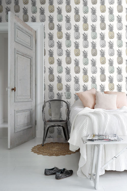 ESTAhome XXL behang ananassen beige, mintgroen en grijs - 50 x 900 cm - 158606