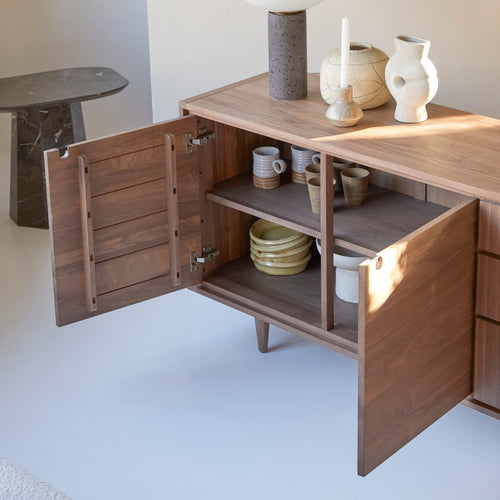 Tikamoon Massief notenhouten dressoir 145 cm - Bruin - vtwonen shop