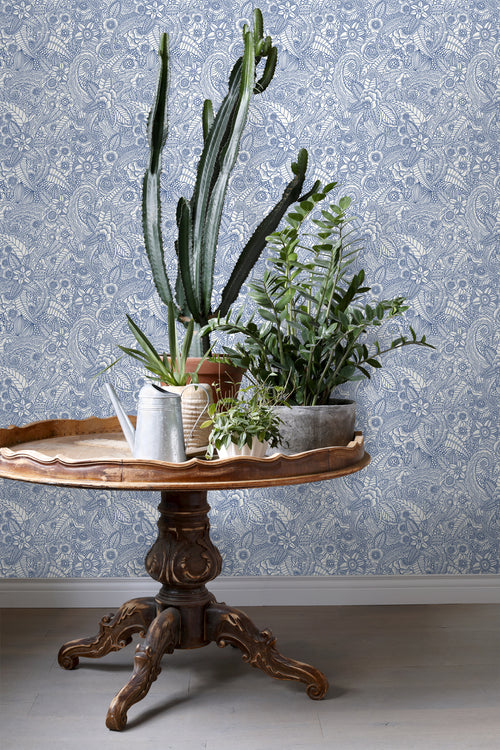 ESTAhome behang bloemtekeningen blauw op wit - 53 cm x 10.05 m - 148615