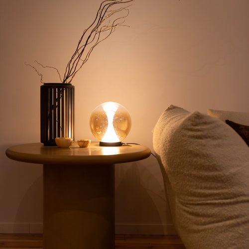 Atmooz tafellamp Nobus - amber - Ø 25 x H 27 cm - geïntegreerde led