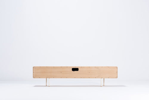 Gazzda Fina Lowboard  TV-meubel Hout - B 200 cm - Whitewash / Mushroom