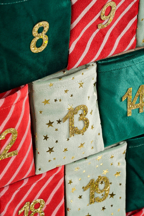 Mica Decorations Adventskalender - L72 x B1 x H51 cm - Vilt - Groen, Rood - vtwonen shop