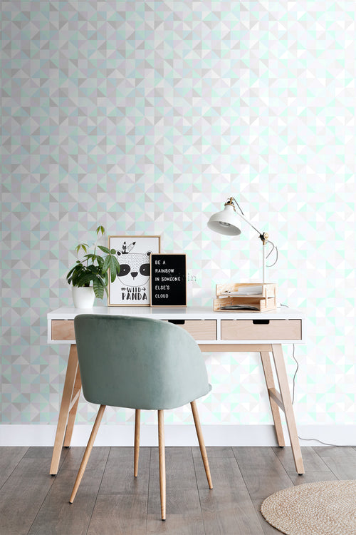 Origin Wallcoverings behang driehoekjes pastel paars, mintgroen, glanzend zilvergrijs en pastelblauw - 53 cm x 10.05 m - 337205 - vtwonen shop