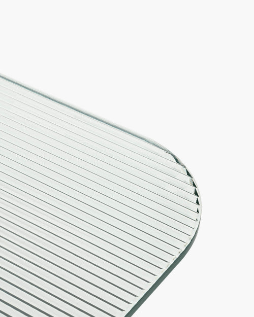 noo.ma Kob salontafel - ornamenten gehard glas, massief eiken poten, 116 x 60 x 11 cm