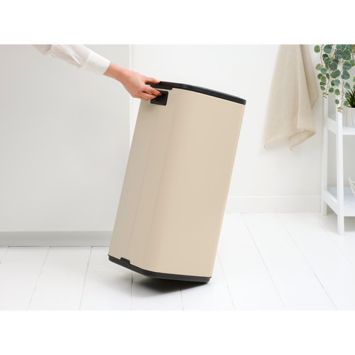Brabantia Bo Touch Bin, 30 liter - Soft Beige - vtwonen shop