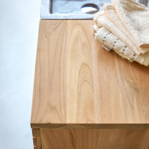 Tikamoon Massief teakhouten en marmeren badkamermeubel 125 cm - Naturel - vtwonen shop