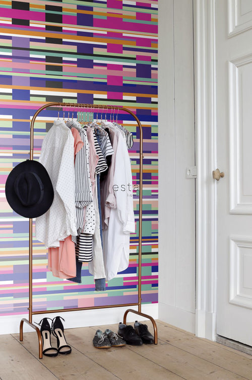 ESTAhome fotobehang grafisch motief roze, paars, blauw en zwart - 200 x 279 cm - 158915 - vtwonen shop