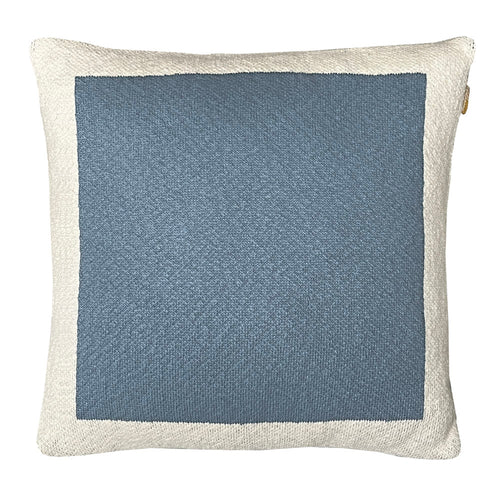 Malagoon kussen Poster - mistblauw - 50x50cm 100% organisch katoen