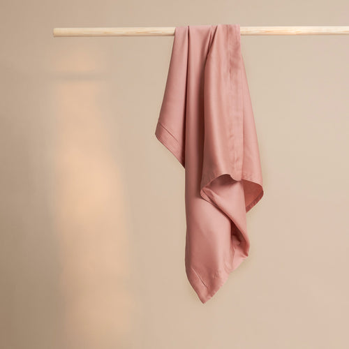 Coco & Cici - Tencel Sateen Kussensloop 70 x 60 cm - Kussenhoes - Lyocell - Extra Zacht & 100% Natuurlijk - Terra Roze