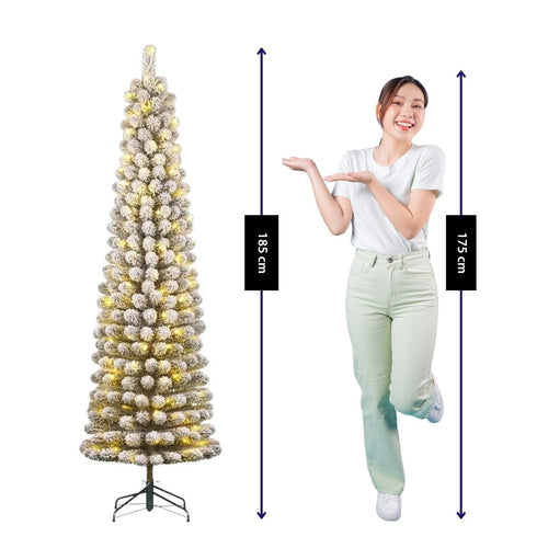 Black Box Trees Charlton Slim Kerstboom met Verlichting en Warm Wit Licht - Kunstkerstboom met Scharnierconstructie - Kerstversiering voor Binnen -