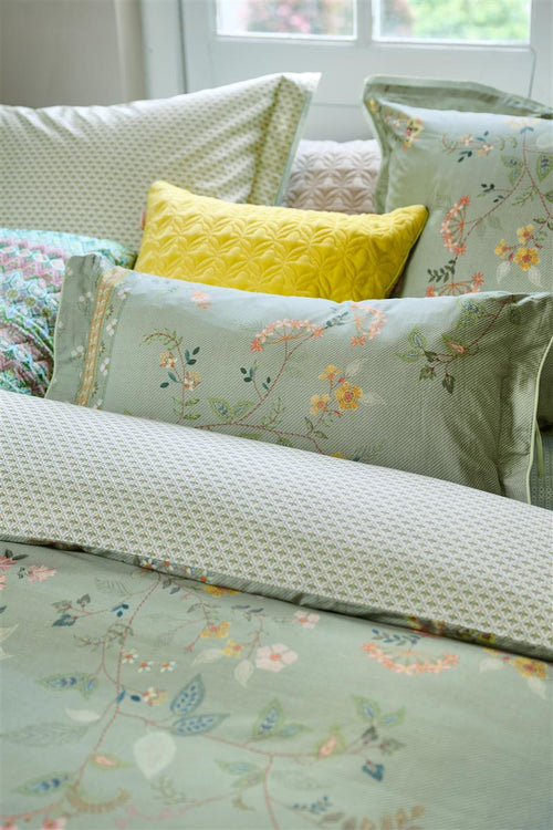 Pip Studio decoratiekussen Kili Flower - 35x60 cm - groen - vtwonen shop