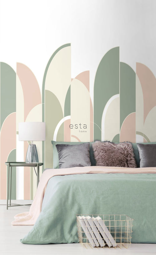 ESTAhome fotobehang art deco motief vergrijsd groen, perzik roze en wit - 150 x 279 cm - 158956 - vtwonen shop