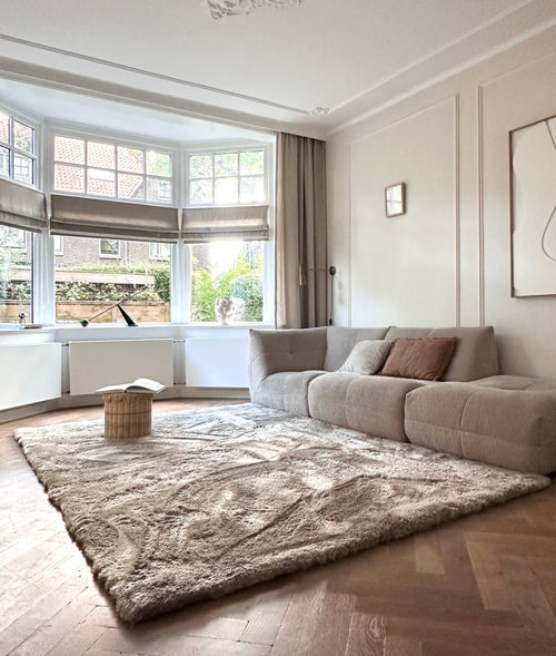 Hoogpolig vloerkleed Odelia stone - Interieur05