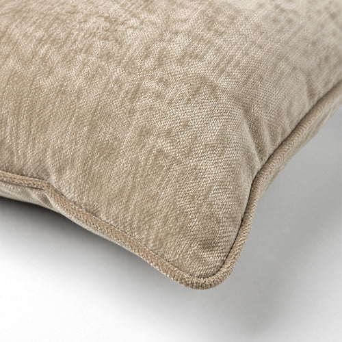 LEWY - sierkussen 45x45 cm - glansvelours - Pumice Stone - beige