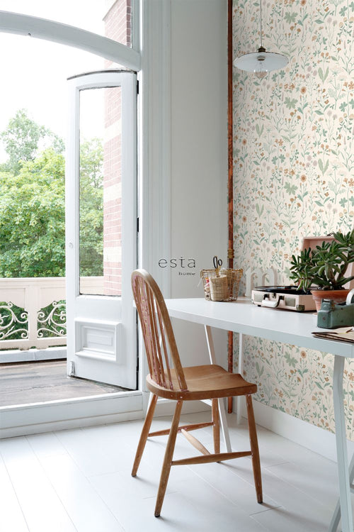ESTAhome behang veldbloemen groen, terracotta en lila paars - 53 cm x 10.05 m - 139481