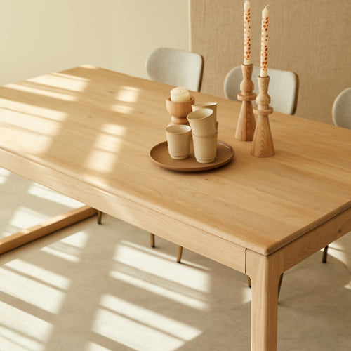 Tikamoon Uitschuifbare tafel van massief eikenhout 6-12 personen. - Naturel