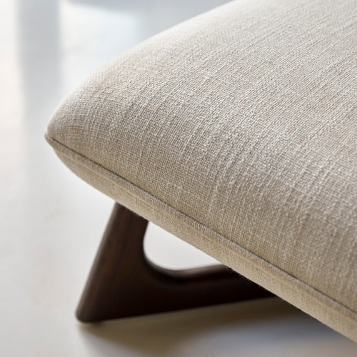 Tikamoon Lage fauteuil in massief mindihout en ecru stof - Beige - vtwonen shop