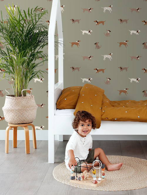 ESTAhome behang honden groen en bruin - 50 x 900 cm - 131382