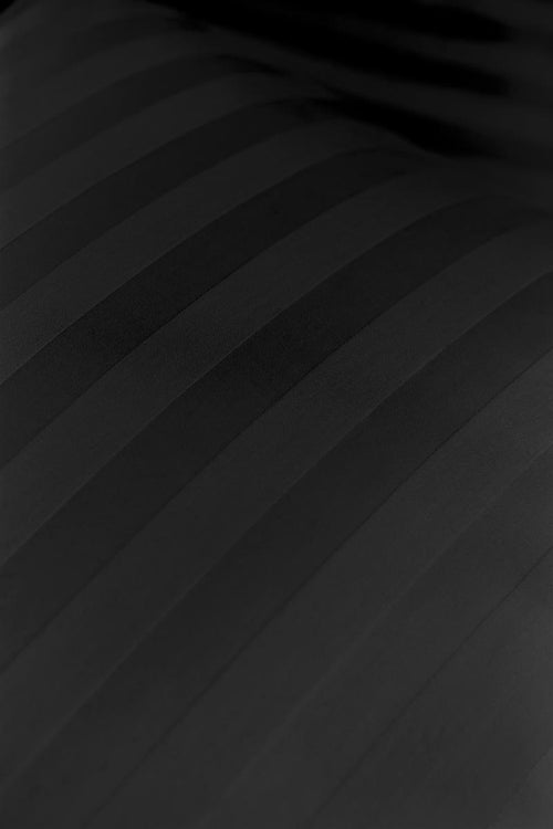 Beddinghouse Shine dekbedovertrek - Effen - Eenpersoons - 140x200/220 cm - Zwart - vtwonen shop