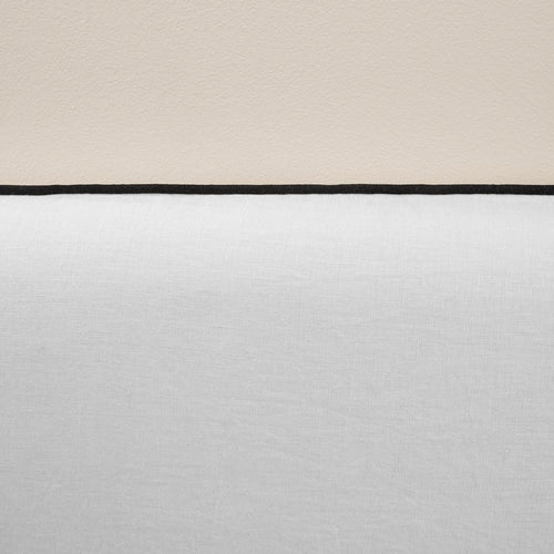 Madura Hoes voor hoofdbord Carlina puur witte en zwarte hommel 210x134 cm