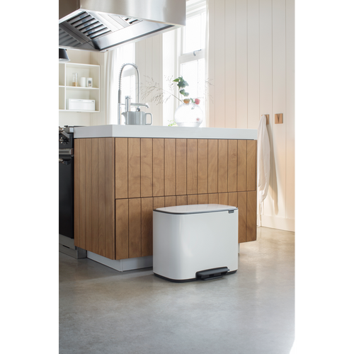 Brabantia Bo Pedaalemmer, met 2 binnenemmers, 11 + 23 liter - White