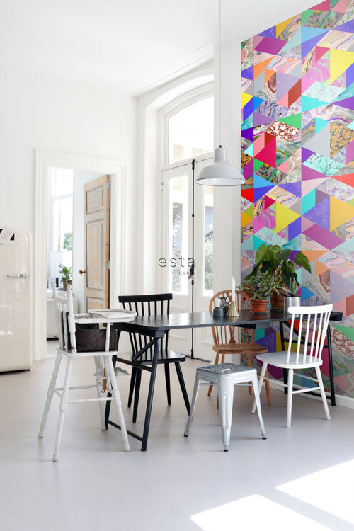 ESTAhome XXL behang driehoeken met marmer effect geel, blauw, roze en groen - 50 x 900 cm - 158914 - vtwonen shop