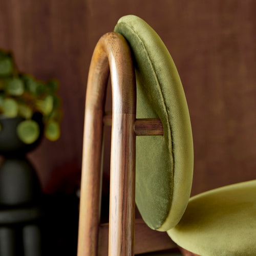 Tikamoon Counterstoel in massief eikenhout en groen fluweel - Donkergroen