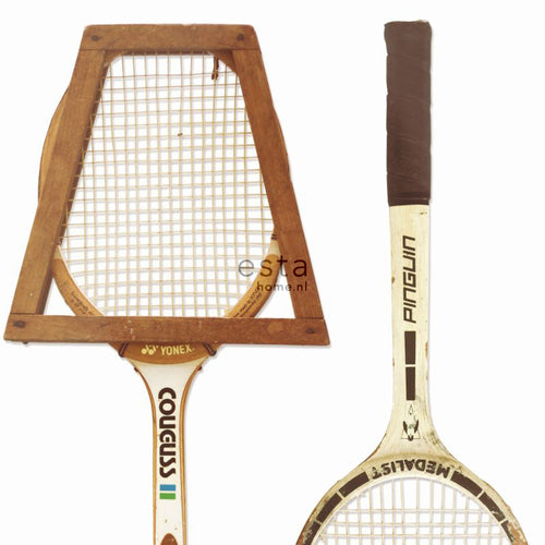 ESTAhome XXL behang vintage tennisrackets wit, bruin en beige - 50 x 900 cm - 158801 - vtwonen shop