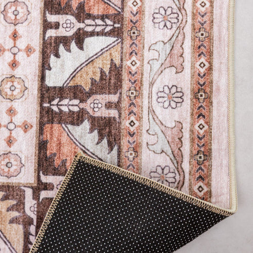 Interieur05 Vintage vloerkleed Medina Lichtroze