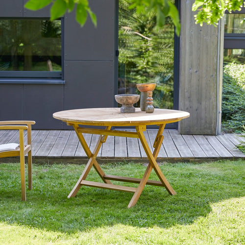 Tikamoon Andria - Outdoor klaptafel van massief teakhout voor 6 personen. - Naturel - vtwonen shop