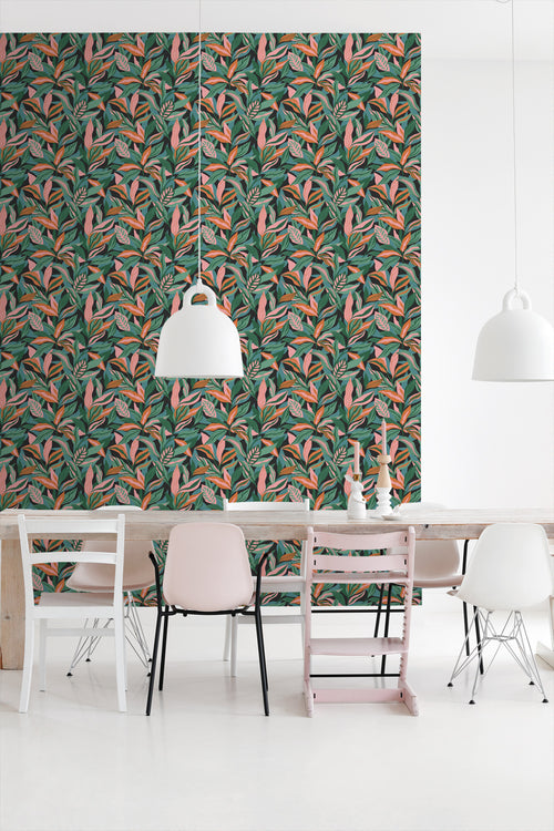 ESTAhome behang tropische bladeren turquoise, roze en oranje - 50 x 900 cm - 131046 - vtwonen shop