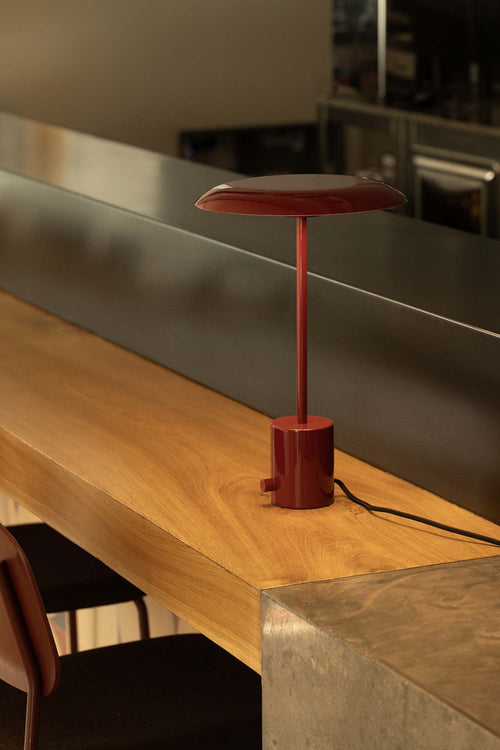 Faro Hoshi Bureaulamp Glanzend Granaat 2700K
