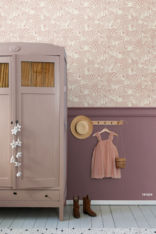 ESTAhome behang zebra's roze - 50 x 900 cm - 132216