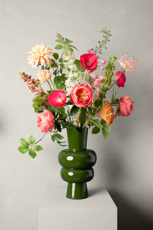 Madame Fleurie Hygge Mossgreen Boeket inclusief Vaas – Luxe Zijden bloemen in Warme Koraaltinten - 24cm x 40cm