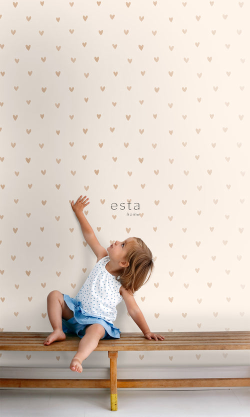 ESTAhome behang hartjes glanzend goud en beige - 0,53 x 10,05 m - 138865 - vtwonen shop