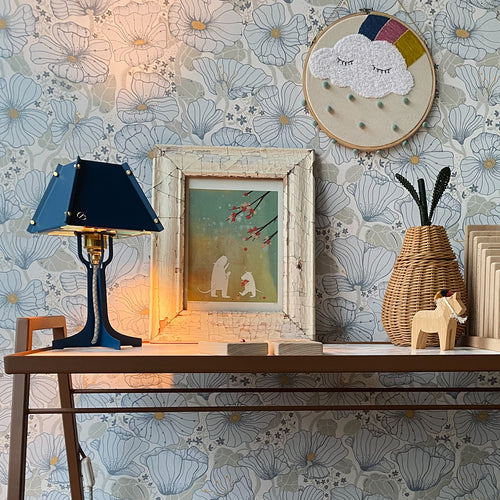 Fabricado tafellamp Lampie - blauw - messing details - hoogte 31,5 cm - vtwonen shop