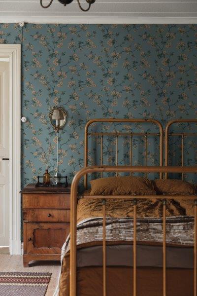 Borastapeter behang bloesemtak blauw en beige - 53 cm x 10.05 m - 660015 - vtwonen shop