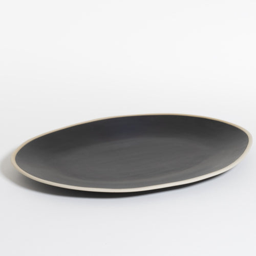 The Table Atelier Serveerschaal 36,5X26,5 cm Black Pepper - vtwonen shop