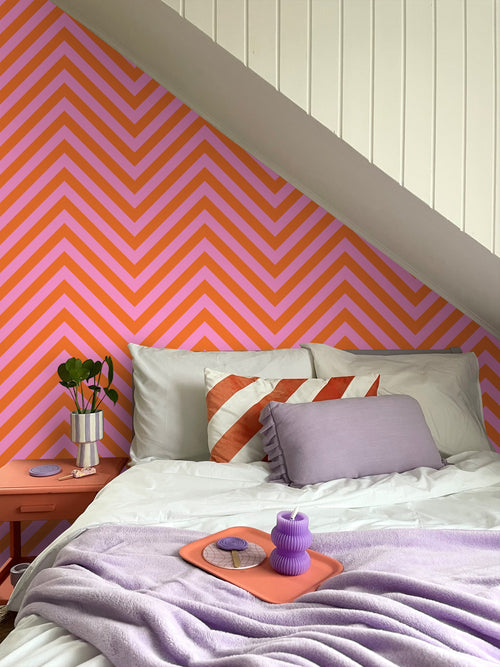 ESTAhome behang chevronpatroon oranje en roze - 50 x 900 cm - 131406 - vtwonen shop