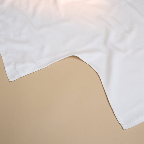 Coco & Cici - Tencel Sateen Dekbedovertrek 260 x 220 cm - 2 Persoons Beddengoed - Wit - Lyocell - Hypoallergeen & Extra Zacht - 2 Kussenslopen (60x70)