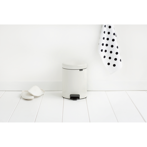 Brabantia NewIcon Pedaalemmer, 5 liter, kunststof binnenemmer - White