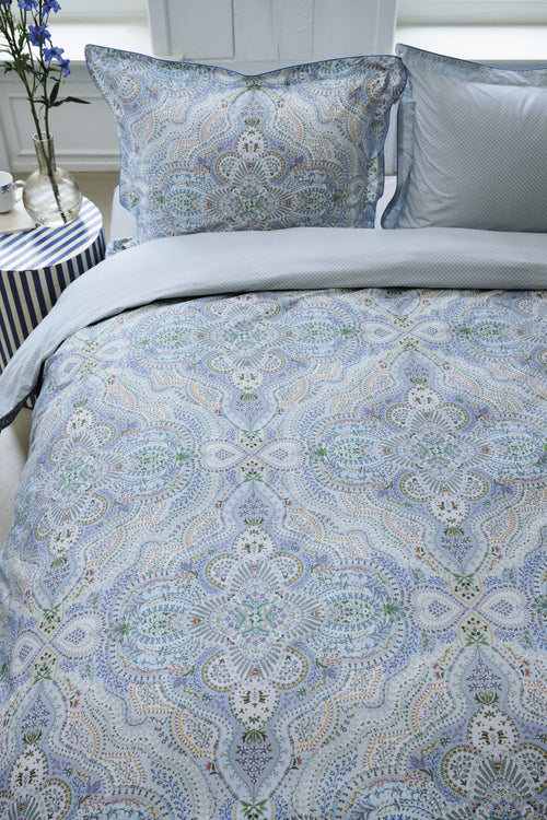 Pip Studio  Moon Flower - 260 x 200/220 cm - Licht blauw