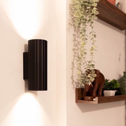 Atmooz wandlamp Ribble rond - zwart - 7 x 9 x H 18 cm - GU10