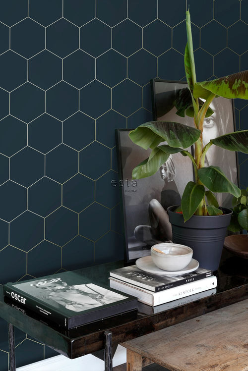 ESTAhome behang hexagon donkerblauw en goud - 53 cm x 10.05 m - 139237