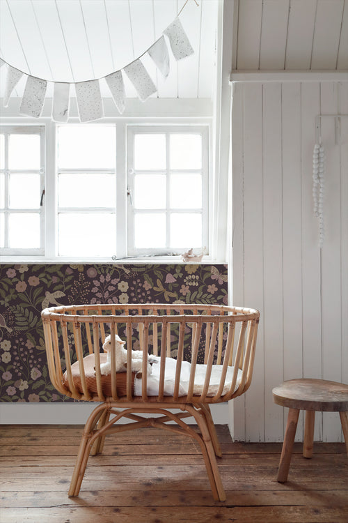 ESTAhome behang bloemen en vogels aubergine paars, olijfgroen en lila paars - 50 x 900 cm - 139871 - vtwonen shop