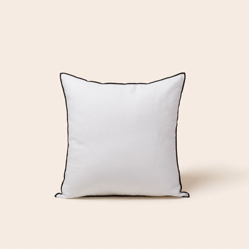 Madura Kussenovertrek Carlina puur witte en zwarte hommel 40x40 cm