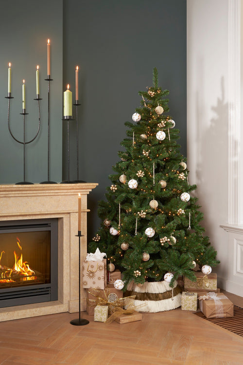 Triumph Tree Forrester Kunstkerstboom - H230 x Ø142 cm - Groen - vtwonen shop