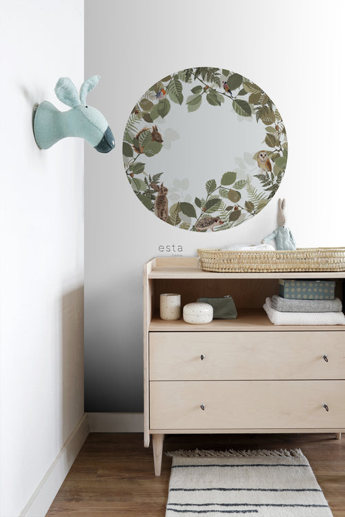 ESTAhome zelfklevende behangcirkel bosdieren groen en bruin - Ø 70 cm - 159069 - vtwonen shop