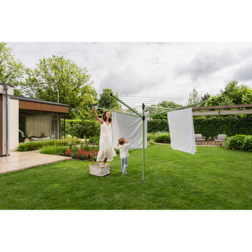 Brabantia Droogmolen Lift-O-Matic, 50 meter met metalen grondanker, doorsnede 45 mm, beschermhoes, wasknijpertasje en wasknijpers - Leaf Green
