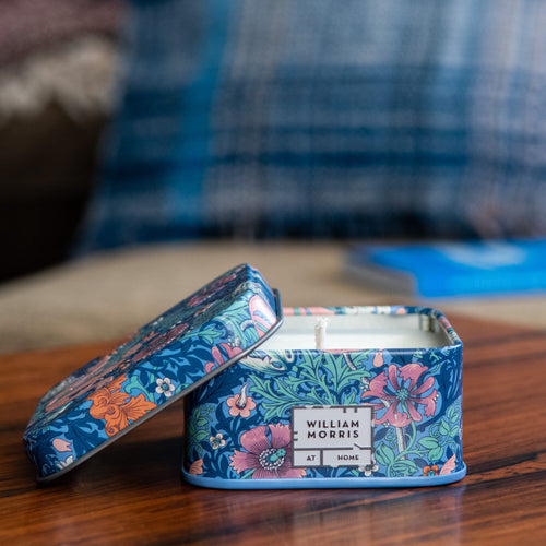 William Morris At Home - Beautiful Sleep Geurkaars | Lavendel, Cederhout, Koriander & Vetiver | 90 g